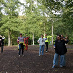 Der rote Drache spreizt seine Klauen